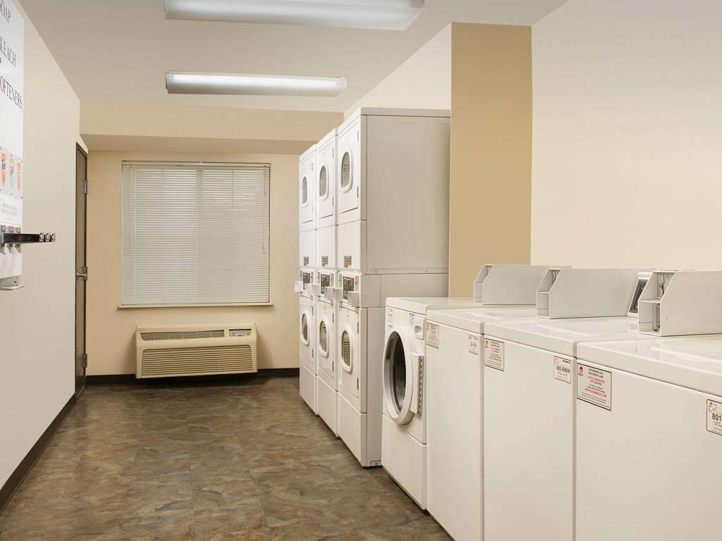 Woodspring Suites Evansville Udogodnienia zdjęcie